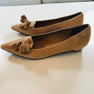 J Crew Collection Italian Suede Leather Tassel Loafer Low Heel, Pump Women’s 6.5